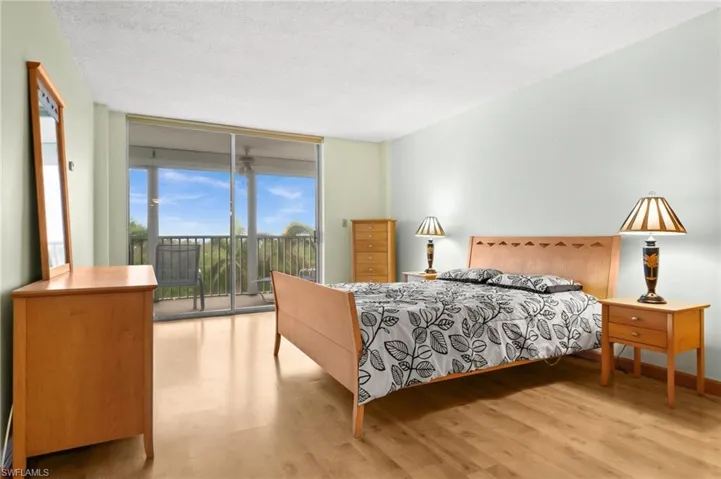 3 Bluebill Ave # 501, Naples Fl 34108