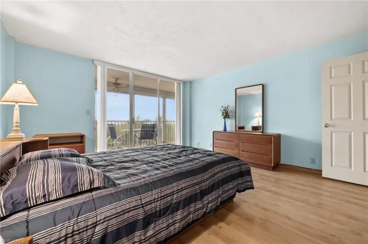 3 Bluebill Ave # 501, Naples Fl 34108