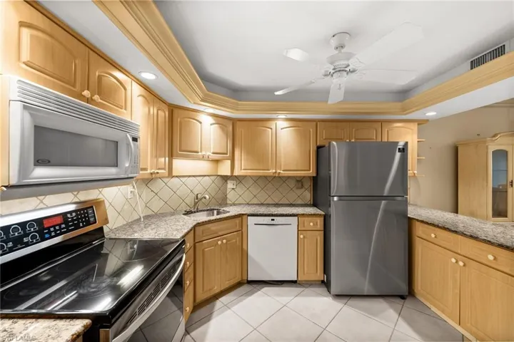 3 Bluebill Ave # 501, Naples Fl 34108