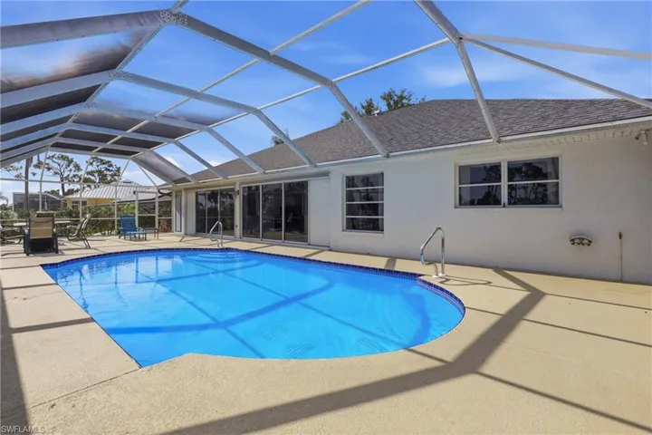 1022 Sw 18th Ter, Cape Coral, Florida 33991