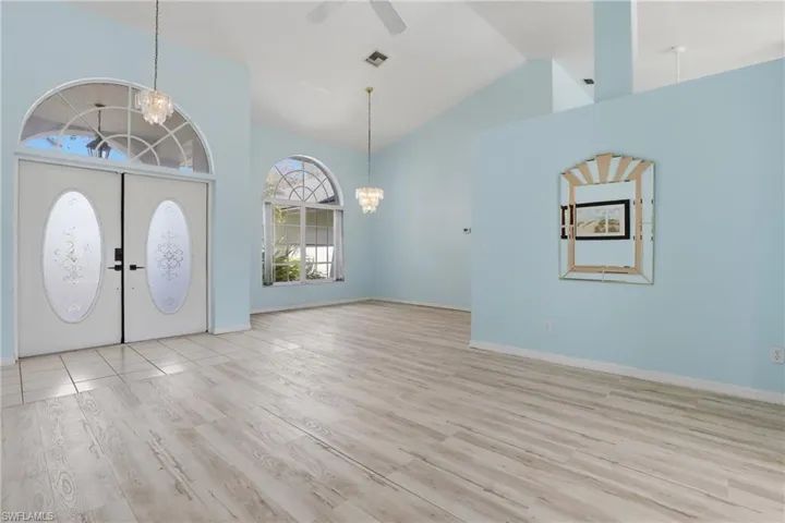 1022 Sw 18th Ter, Cape Coral, Florida 33991