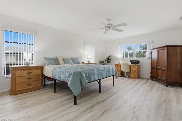 1022 Sw 18th Ter, Cape Coral, Florida 33991