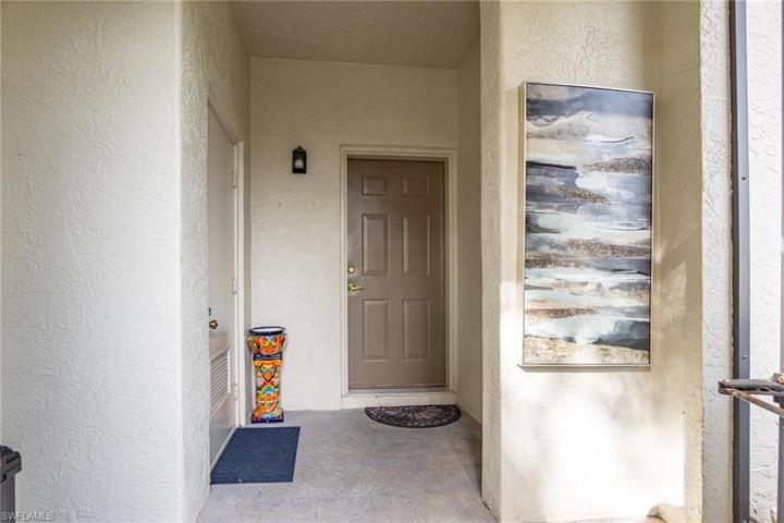 3321  Olympic  DR, NAPLES, FL 34105