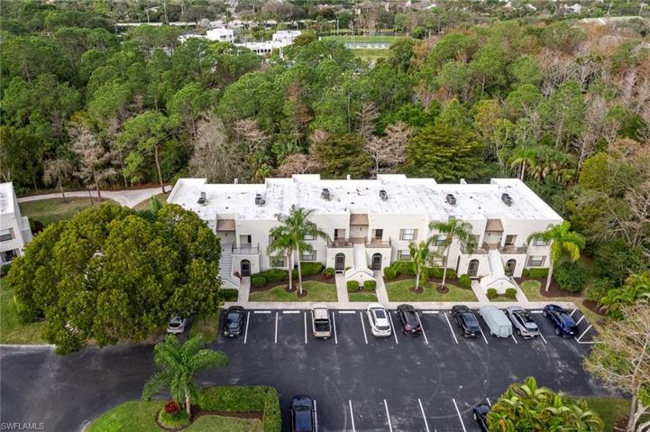 3321  Olympic  DR, NAPLES, FL 34105