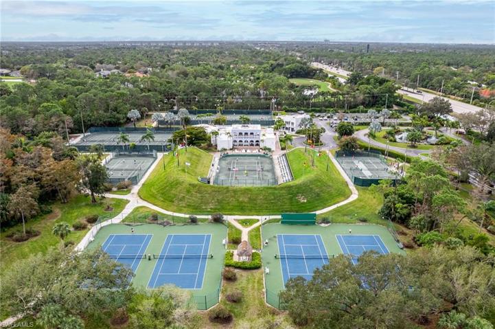 3321  Olympic  DR, NAPLES, FL 34105