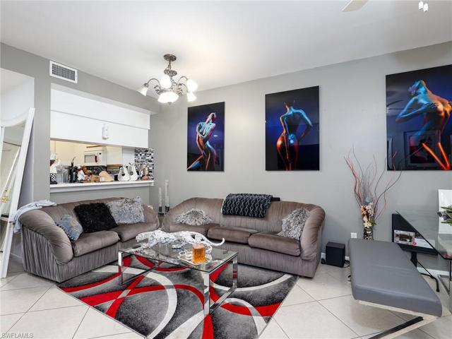 3321  Olympic  DR, NAPLES, FL 34105