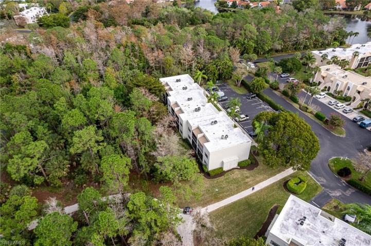 3321  Olympic  DR, NAPLES, FL 34105
