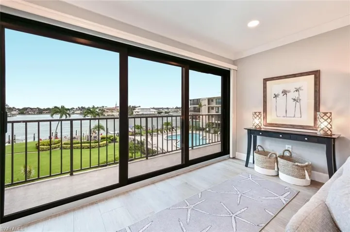 3200 Gulf Shore Blvd N 308, Naples, Florida 34103