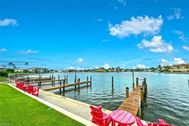 3200 Gulf Shore Blvd N 308, Naples, Florida 34103