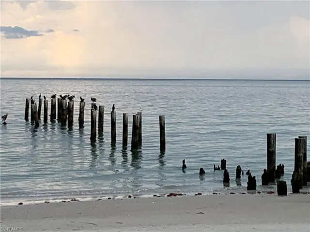3200 Gulf Shore Blvd N 308, Naples, Florida 34103