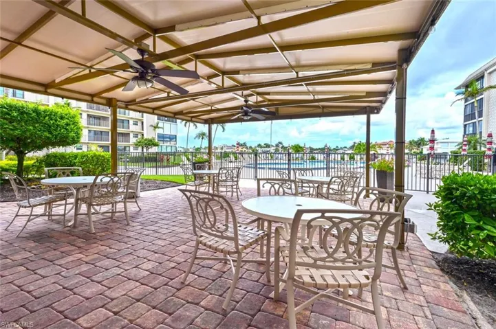 3200 Gulf Shore Blvd N 308, Naples, Florida 34103