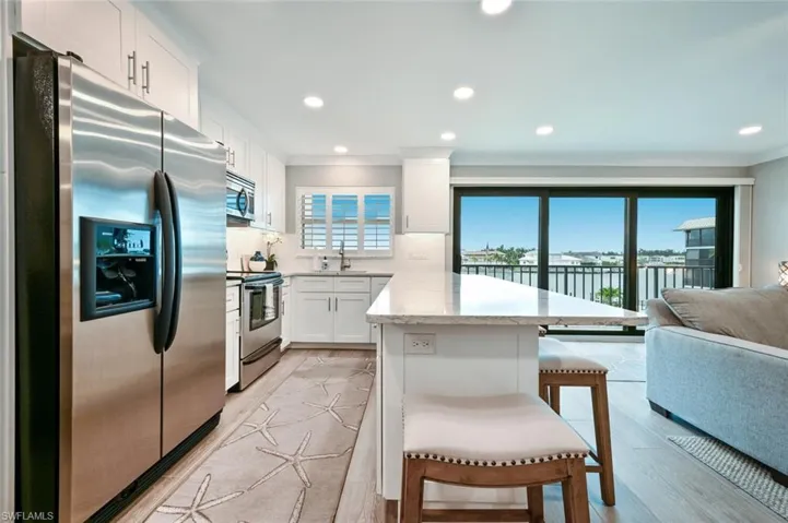 3200 Gulf Shore Blvd N 308, Naples, Florida 34103