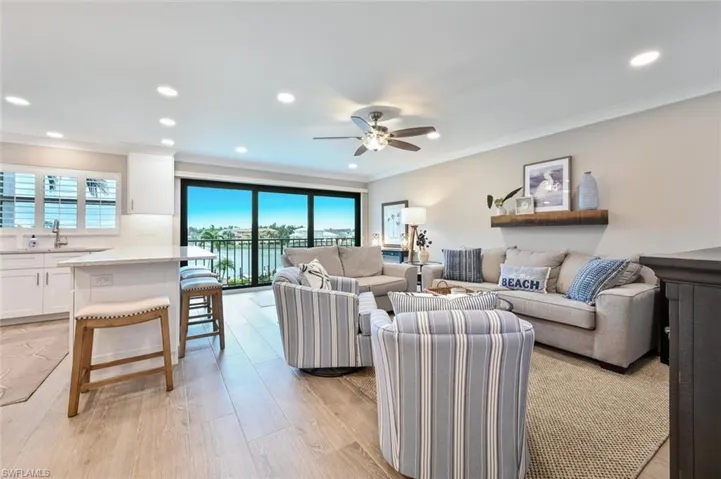 3200 Gulf Shore Blvd N 308, Naples, Florida 34103