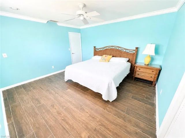 688 Valley Dr, Bonita Springs, Florida 34134