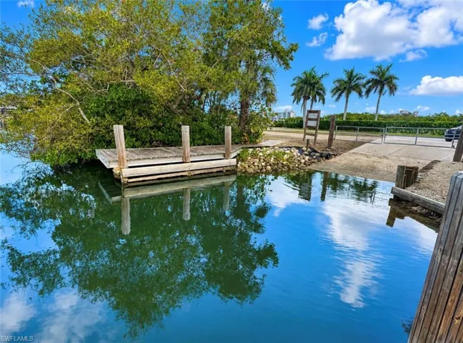 688 Valley Dr, Bonita Springs, Florida 34134