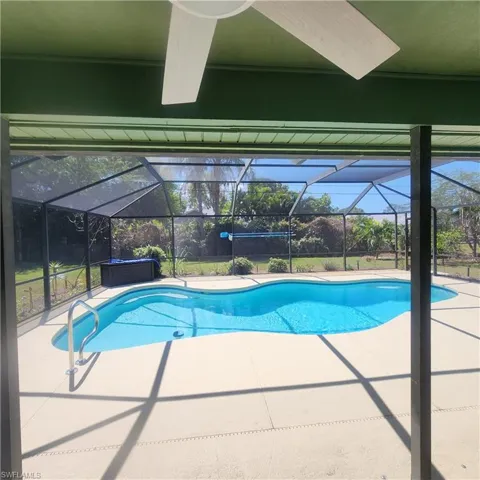 188 Willoughby Dr, Naples, Florida 34110