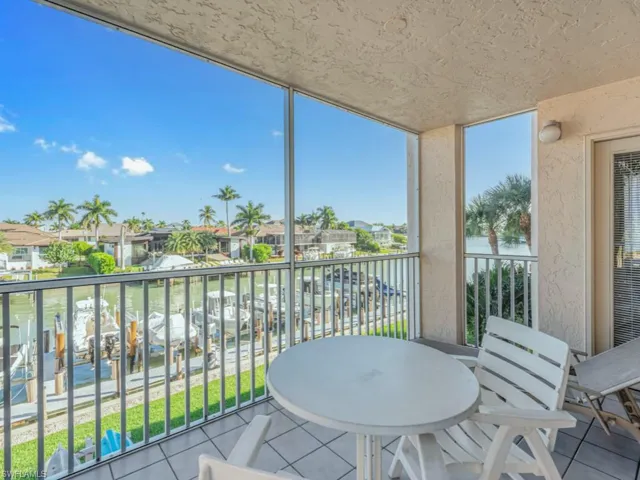 893 Collier Ct 3-301, Marco Island, Florida 34145