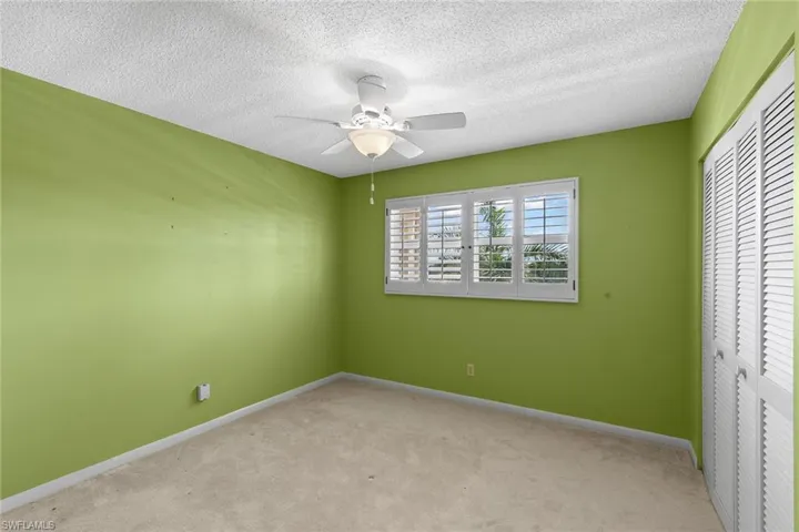 21 High Point Cir E # 409, Naples Fl 34103