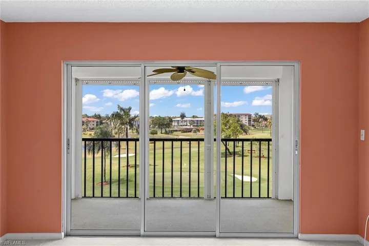 21 High Point Cir E # 409, Naples Fl 34103