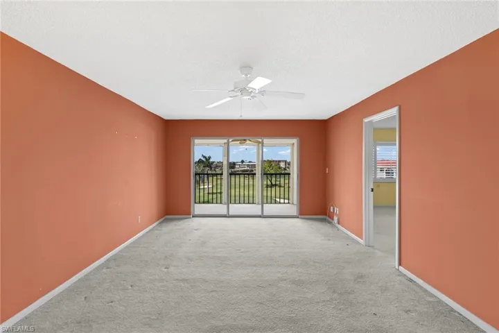 21 High Point Cir E # 409, Naples Fl 34103