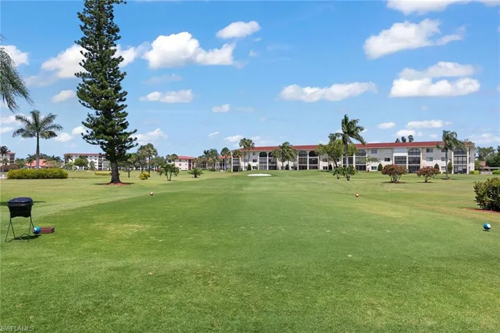 21 High Point Cir E # 409, Naples Fl 34103