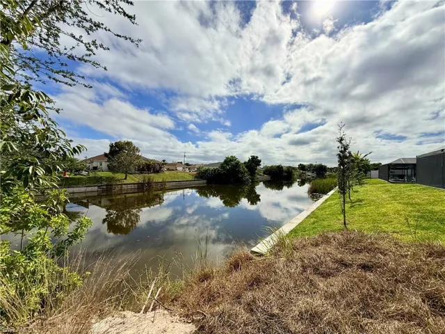 3431 Sw 8th Ct, Cape Coral, Florida 33914
