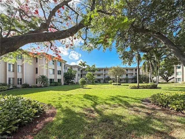 2264 Winkler Ave 107, Fort Myers, Florida 33901