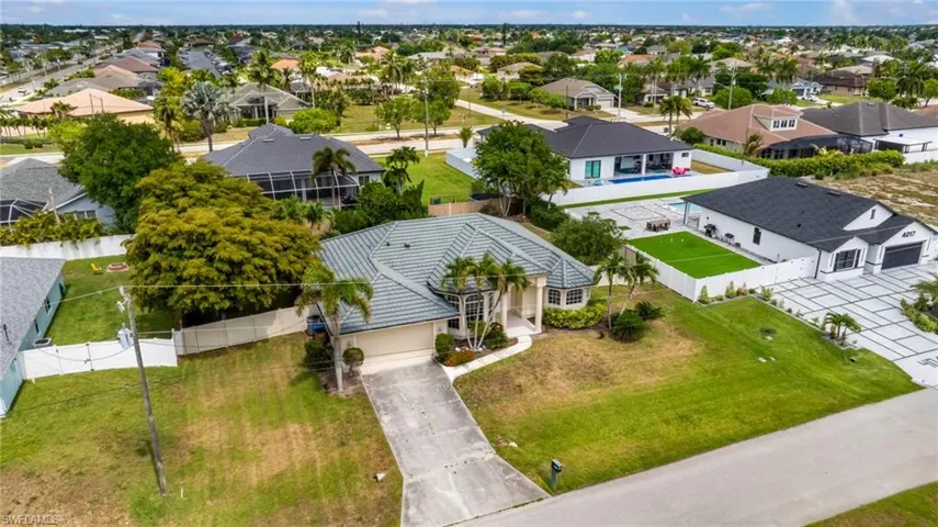 4011 SW 16th  PL, Cape Coral, FL 33914