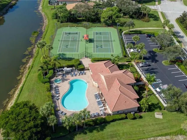 10375  Flat Stone  LOOP, Bonita Springs, FL 34135