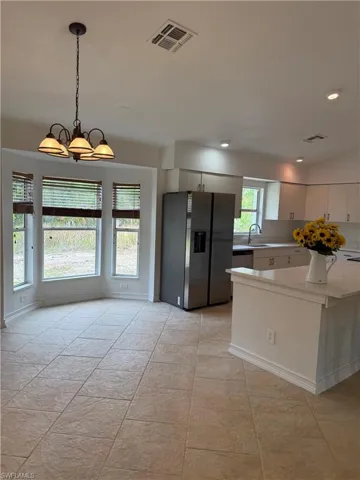 1371 14th Ave Ne, Naples, Florida 34120
