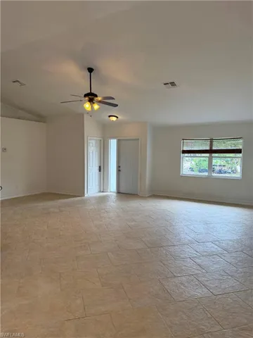 1371 14th Ave Ne, Naples, Florida 34120