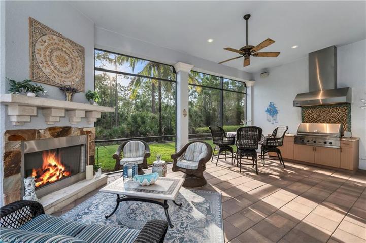 Outdoor Living/Kitchen