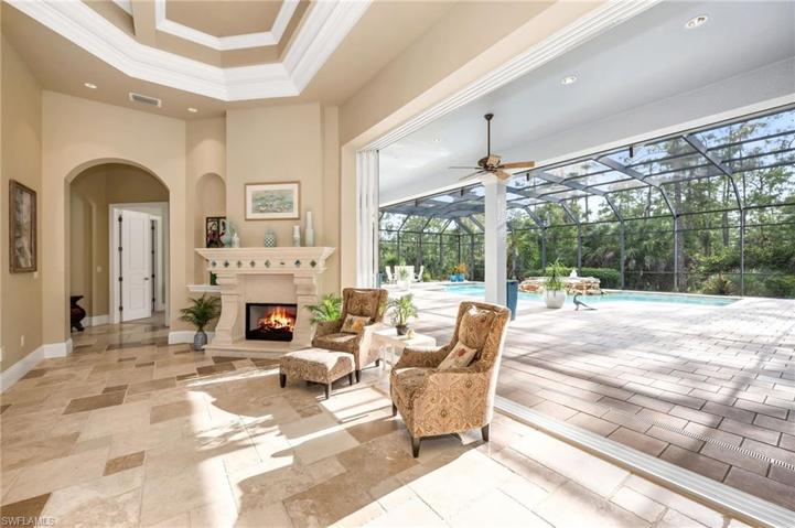 Foyer to Lanai