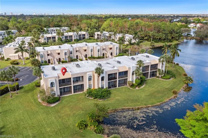 3327 Olympic Dr 526, Naples, Florida 34105