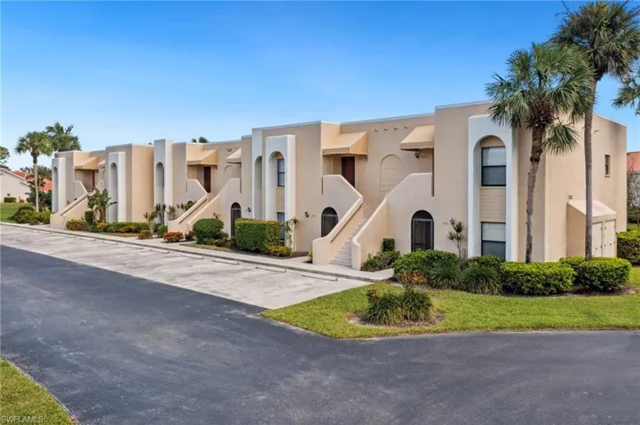 3327 Olympic Dr 526, Naples, Florida 34105