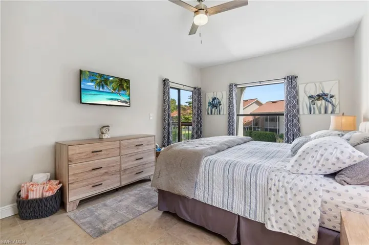 3327 Olympic Dr 526, Naples, Florida 34105