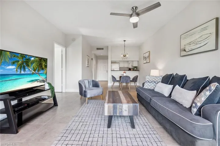 3327 Olympic Dr 526, Naples, Florida 34105