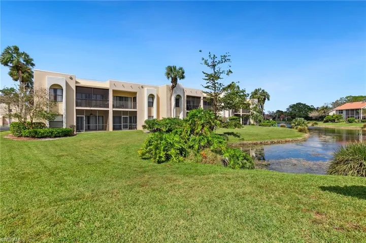 3327 Olympic Dr 526, Naples, Florida 34105