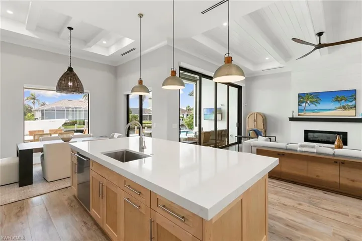 1857 Apataki Ct, Marco Island, Florida 34145