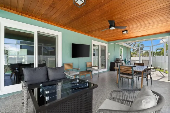 1513 Bermuda Rd, Marco Island, Florida 34145