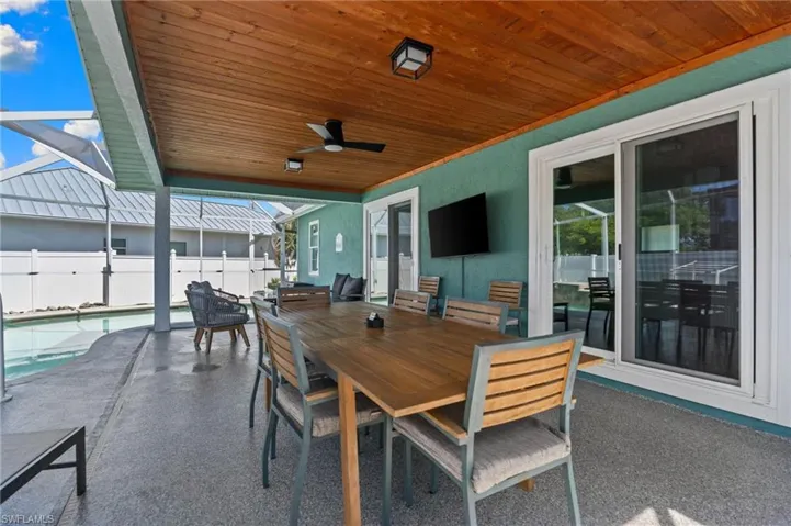 1513 Bermuda Rd, Marco Island, Florida 34145