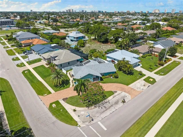 1513 Bermuda Rd, Marco Island, Florida 34145