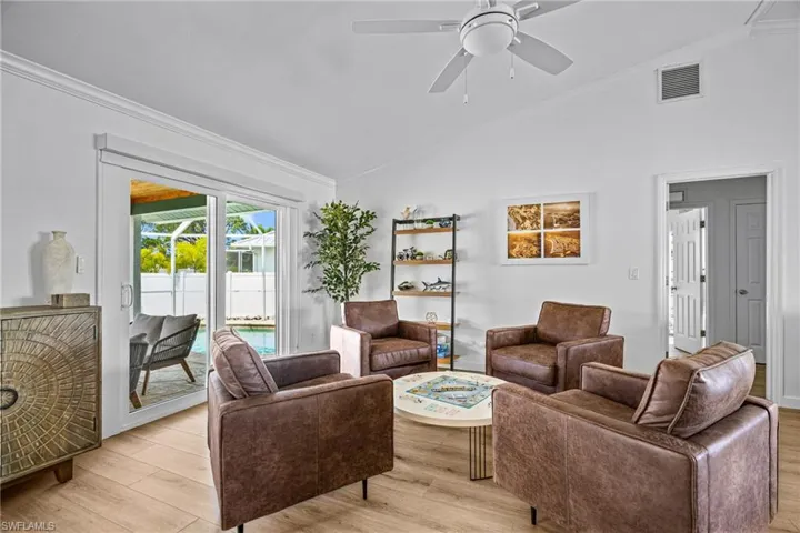 1513 Bermuda Rd, Marco Island, Florida 34145