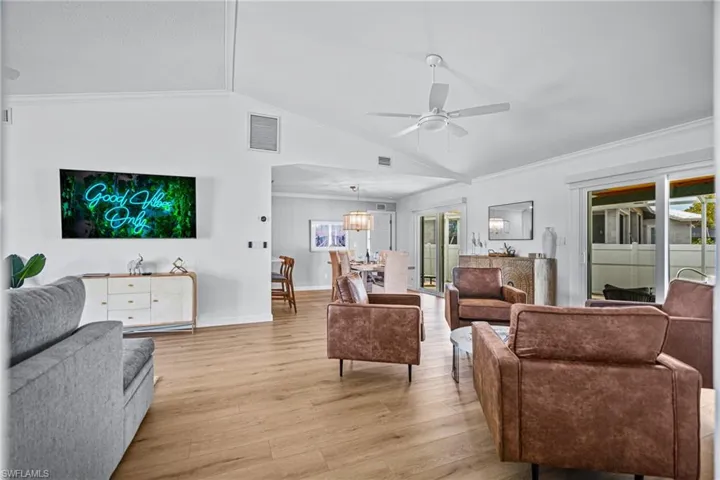 1513 Bermuda Rd, Marco Island, Florida 34145