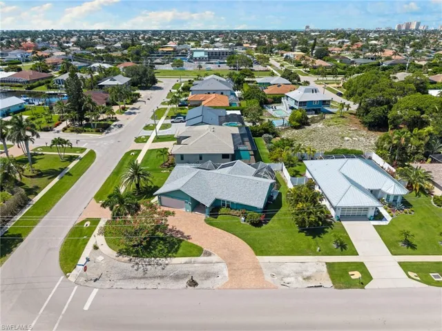 1513 Bermuda Rd, Marco Island, Florida 34145