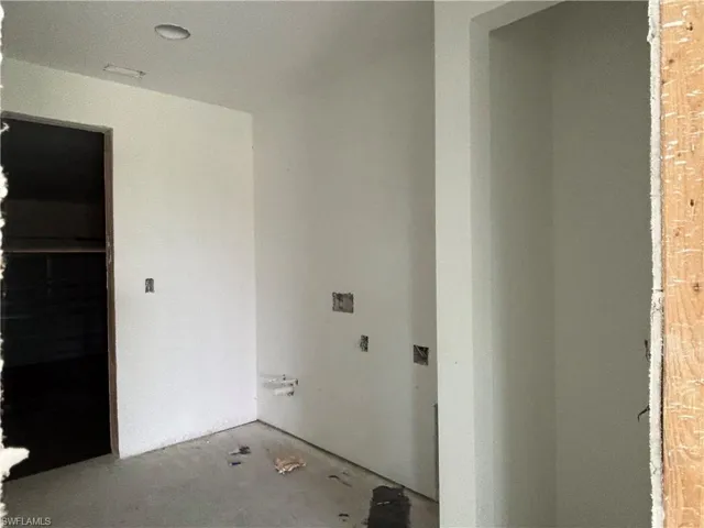 15256 Hennipen Cir, Port Charlotte, Florida 33981