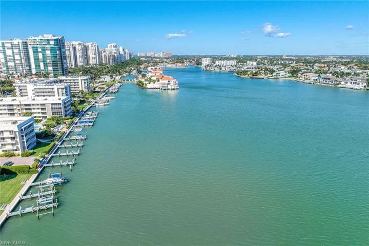 3420 Gulf Shore Blvd N # 56, Naples Fl 34103
