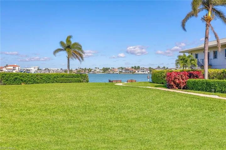 3420 Gulf Shore Blvd N # 56, Naples Fl 34103