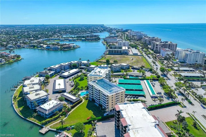 3420 Gulf Shore Blvd N # 56, Naples Fl 34103