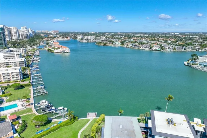 3420 Gulf Shore Blvd N # 56, Naples Fl 34103